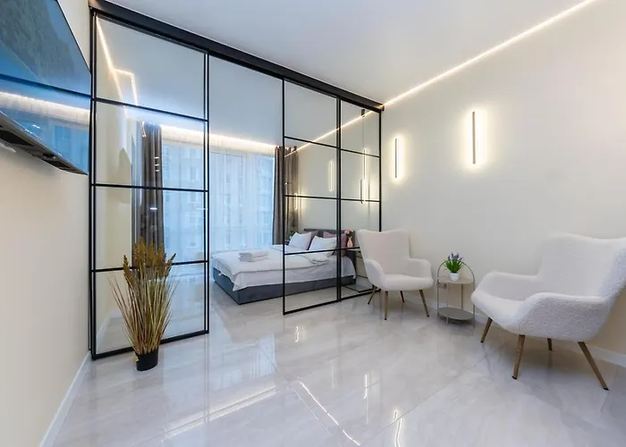 Comfort Apartment Near Minskaya Metro Station And Dreamtown