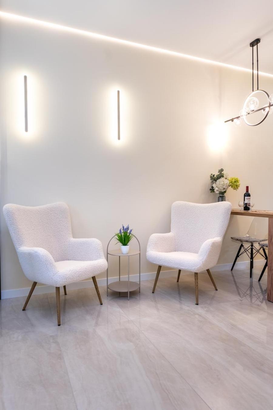 Apartment Comfort Near Minskaya Metro Station And Dreamtown Kyiv