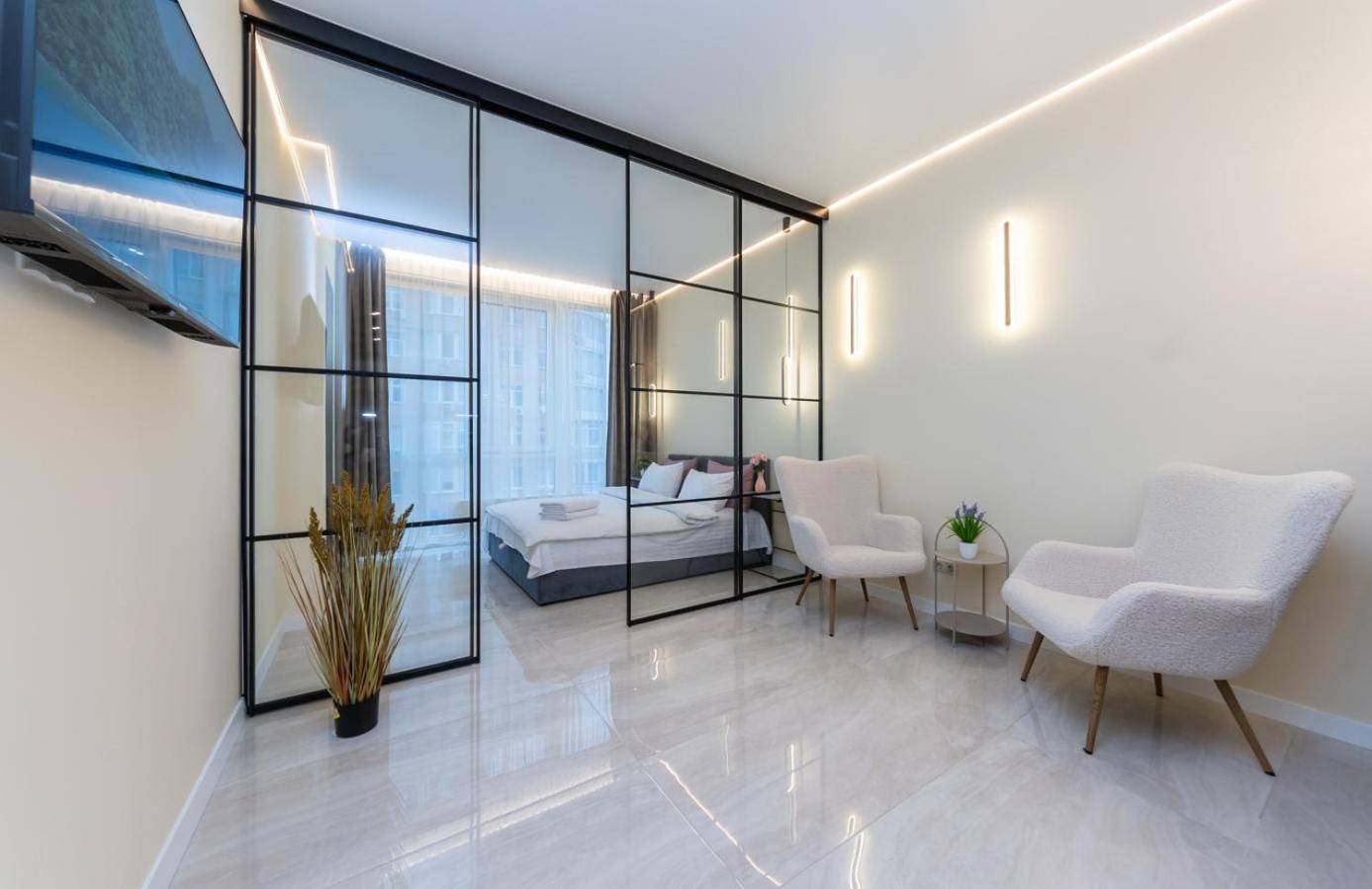 Comfort Near Minskaya Metro Station And Dreamtown Kyiv