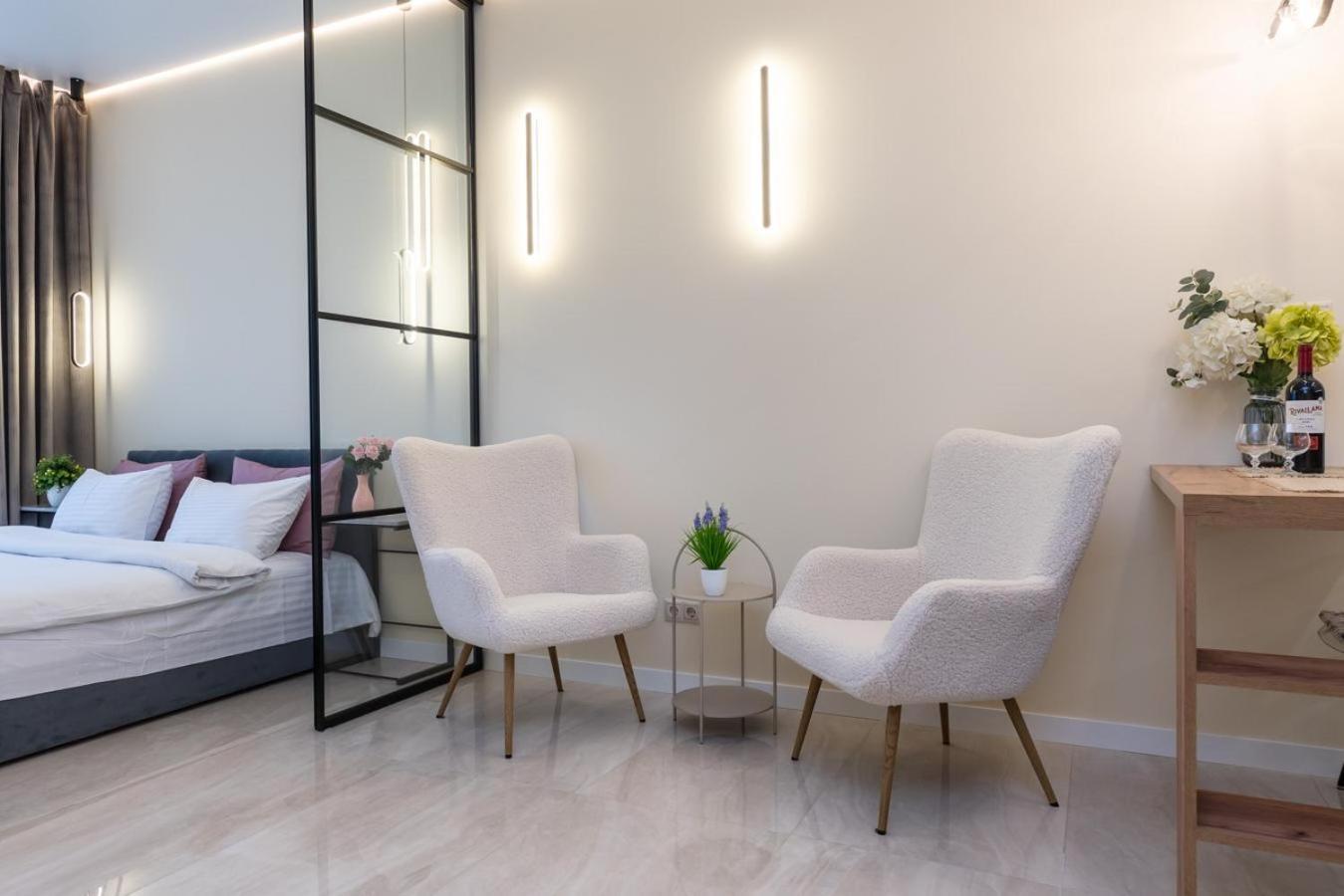 Comfort Near Minskaya Metro Station And Dreamtown *