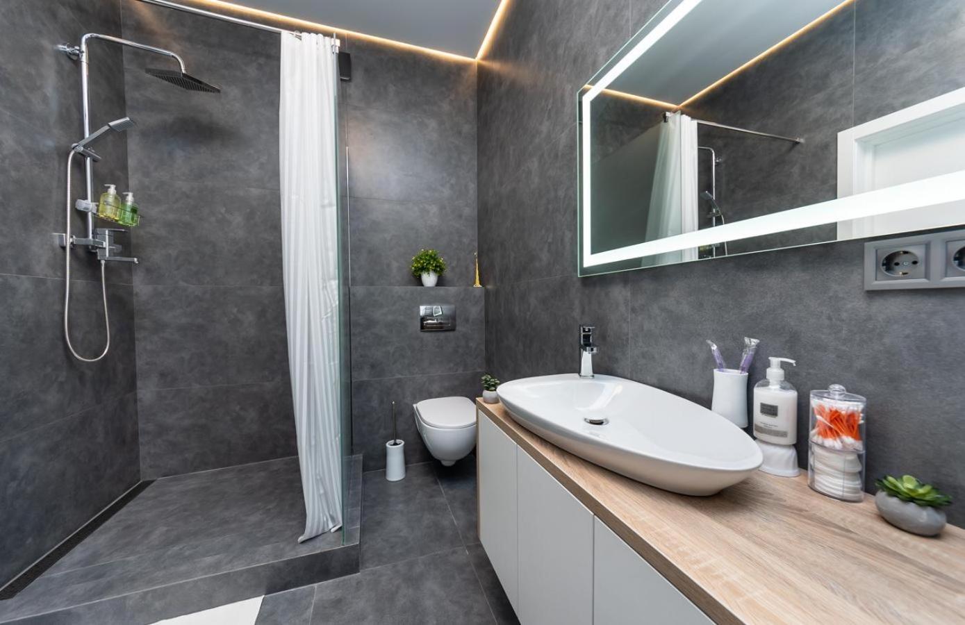 Comfort Near Minskaya Metro Station And Dreamtown