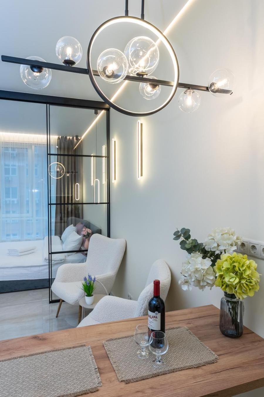 Apartment Comfort Near Minskaya Metro Station And Dreamtown Kyiv